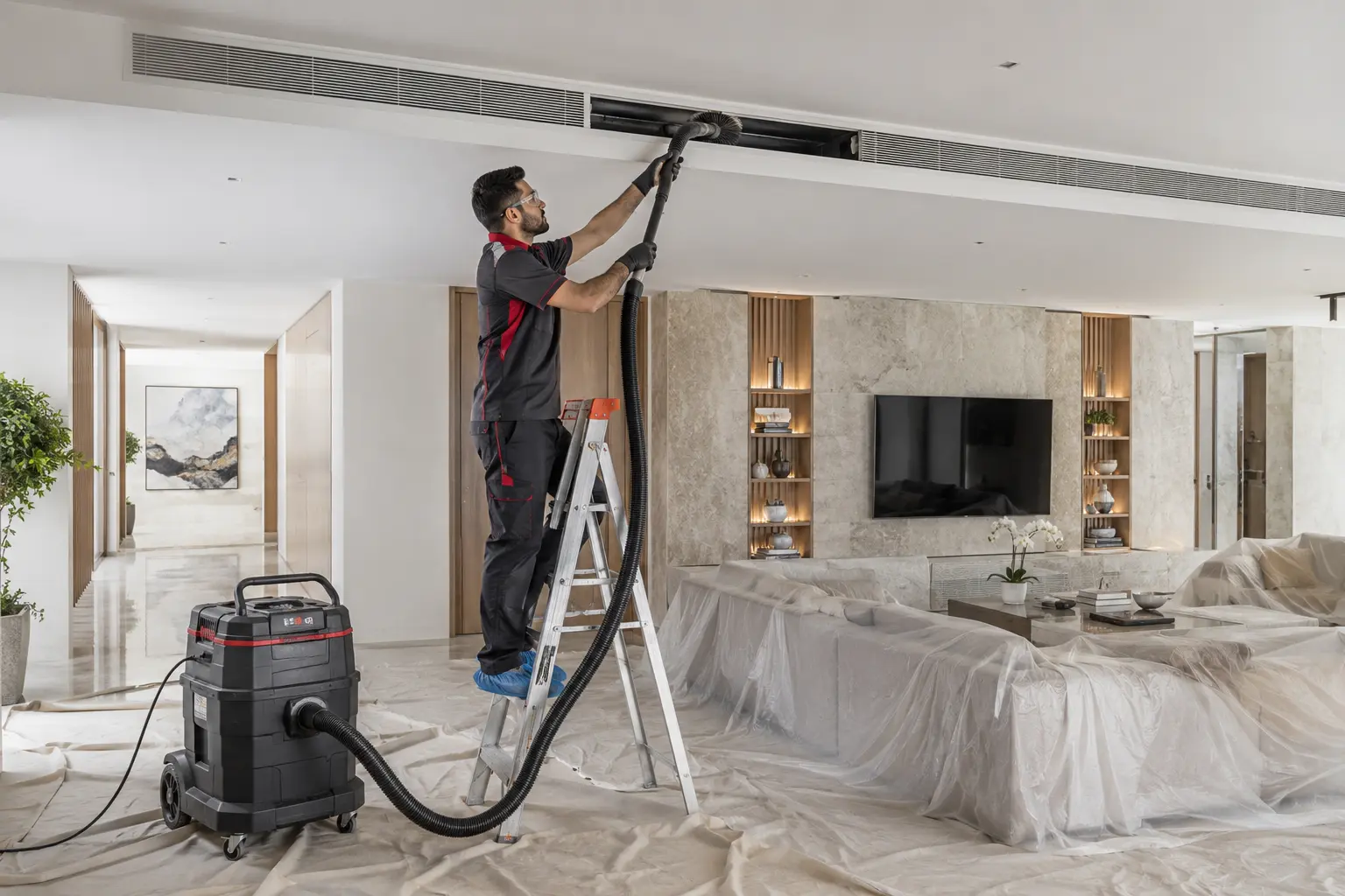 AC duct cleaning & maintenance